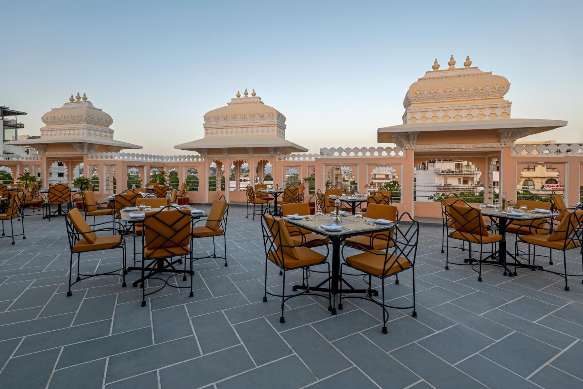 Sterling Jaisinghgarh Udaipur Hotell Eksteriør bilde